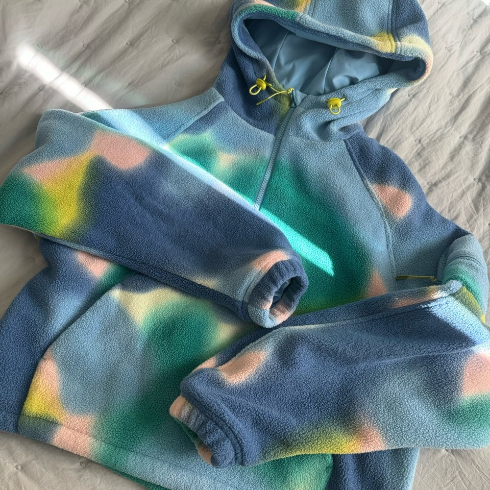 Like new Outdoor Voices quarter zip pullover